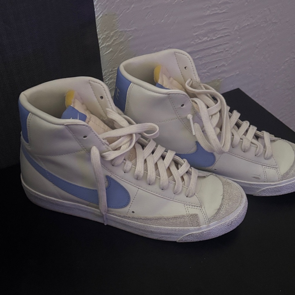 Nike White High-Top Sneakers with Blue Label